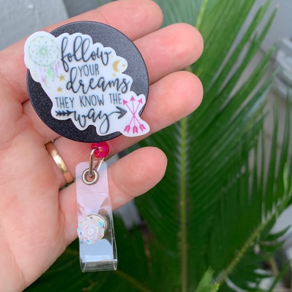 Accessories - Follow your Dream Badge Holder